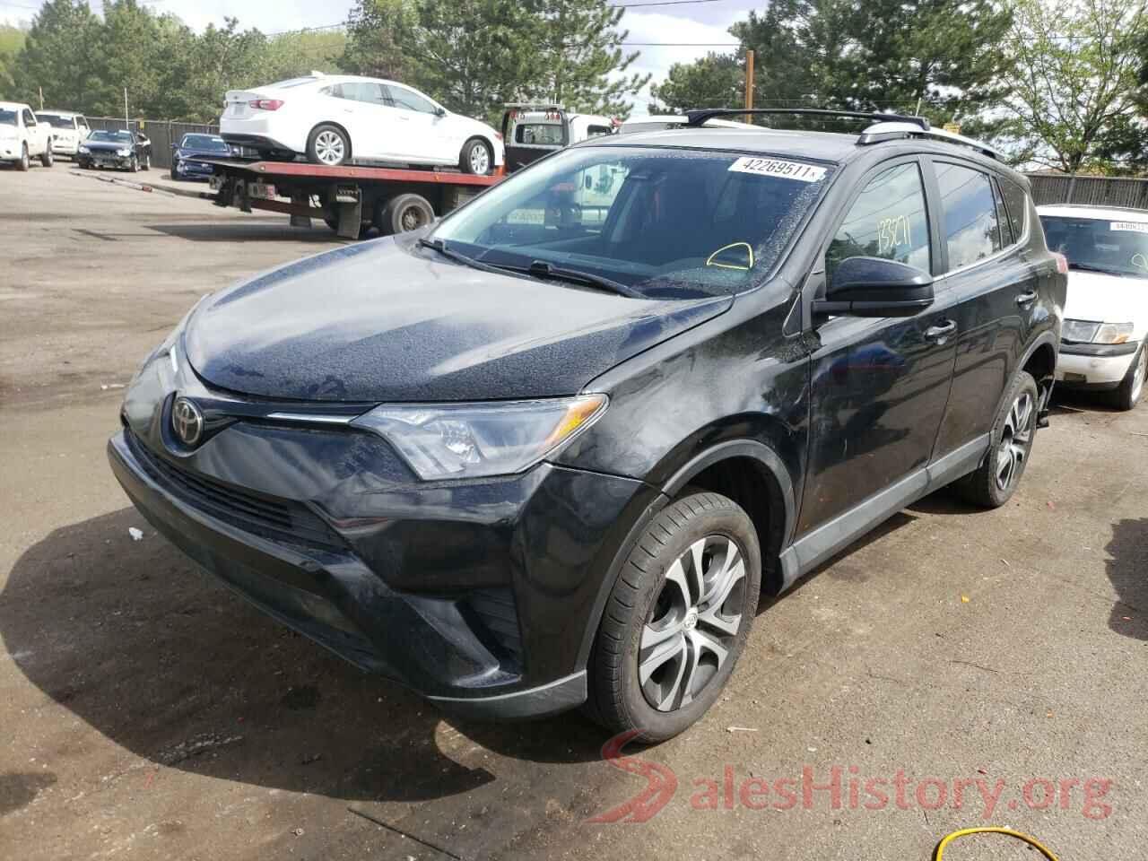 2T3BFREV0HW695328 2017 TOYOTA RAV4