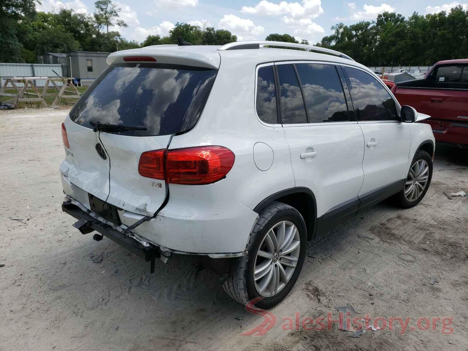 WVGAV7AX8GW558272 2016 VOLKSWAGEN TIGUAN