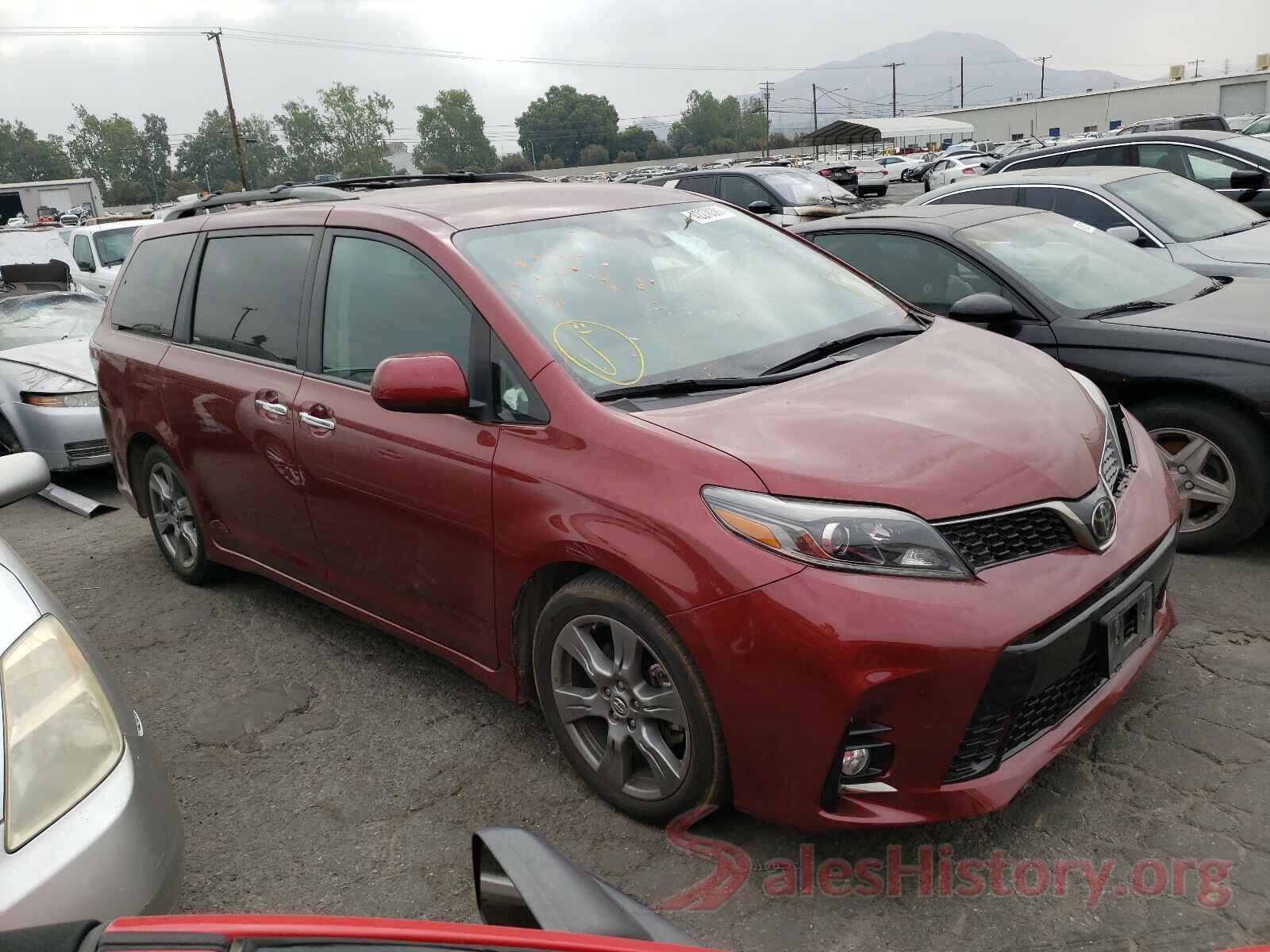 5TDXZ3DC3KS971066 2019 TOYOTA SIENNA