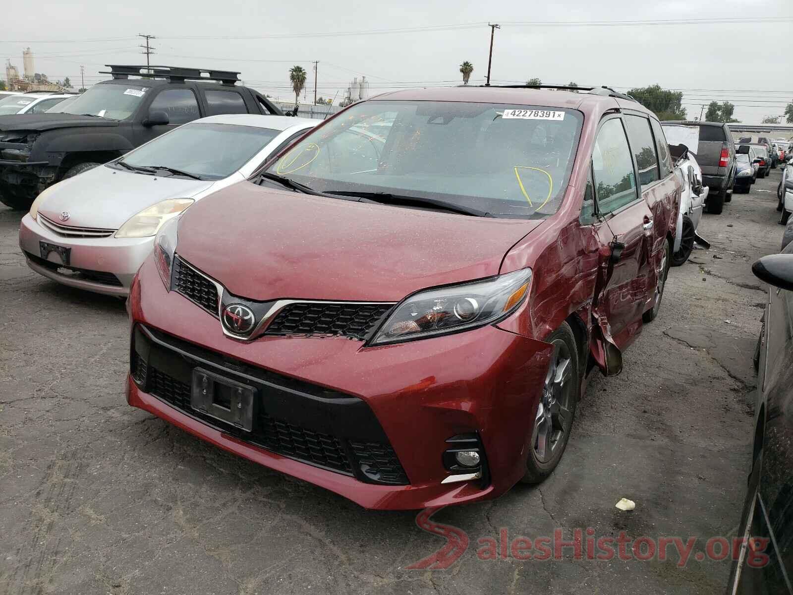 5TDXZ3DC3KS971066 2019 TOYOTA SIENNA