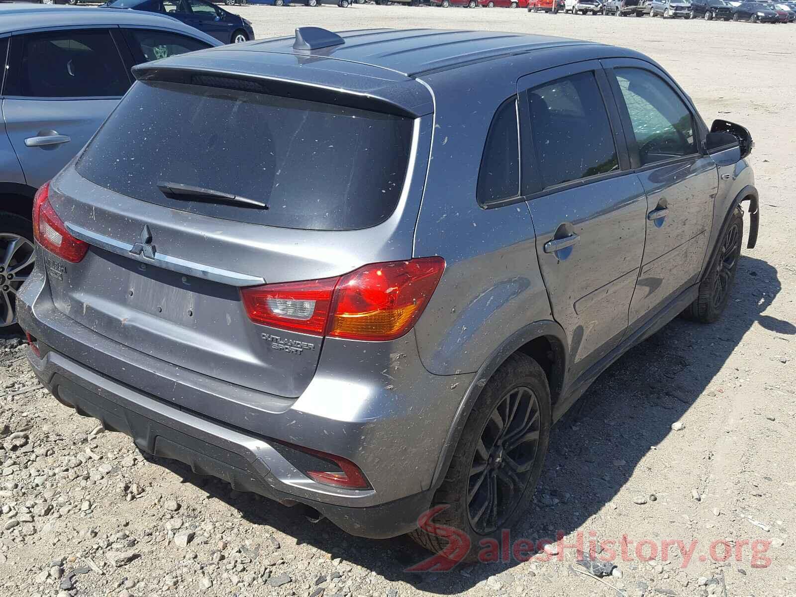 JA4AP3AU3JZ024738 2018 MITSUBISHI OUTLANDER