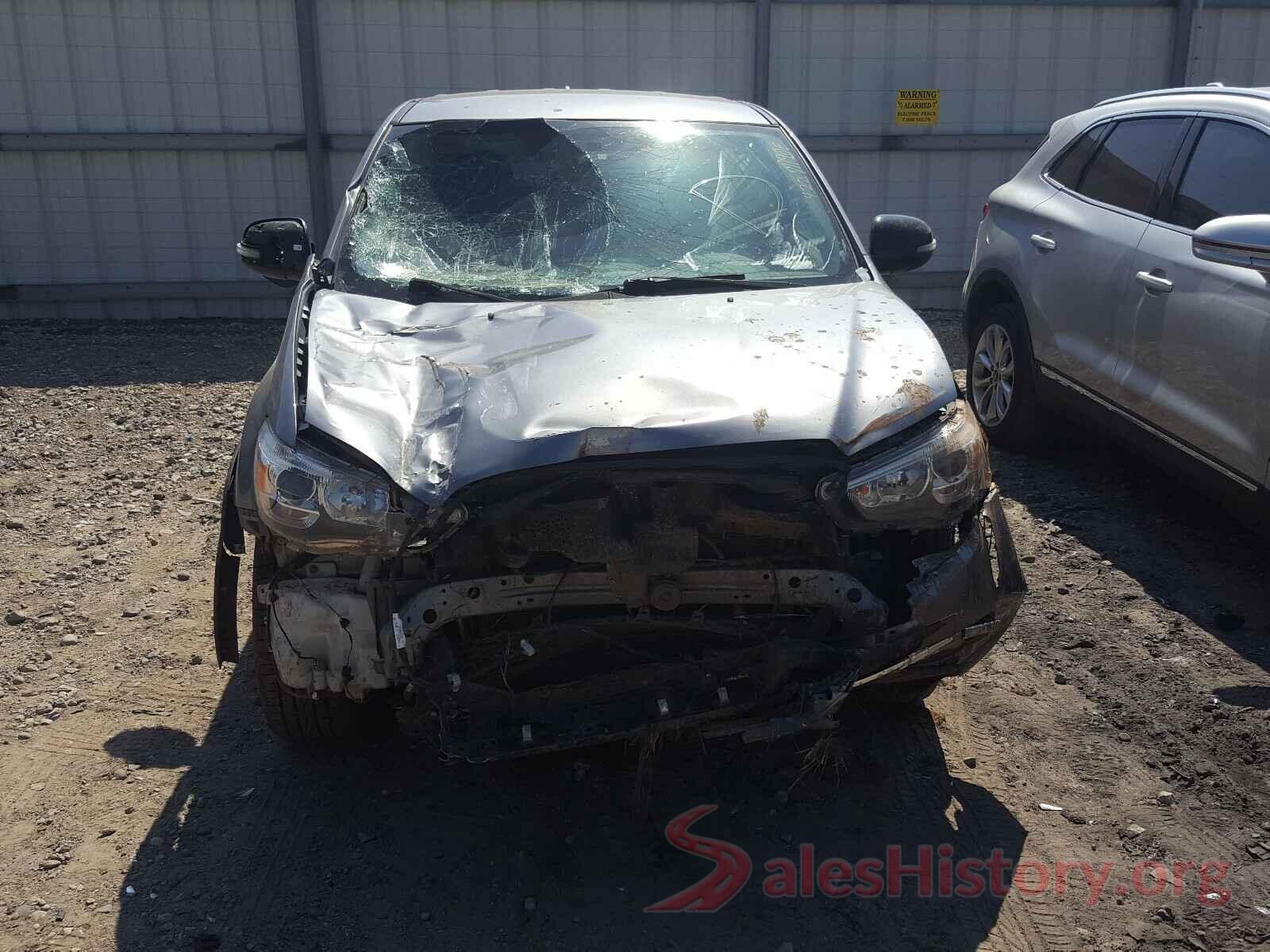 JA4AP3AU3JZ024738 2018 MITSUBISHI OUTLANDER