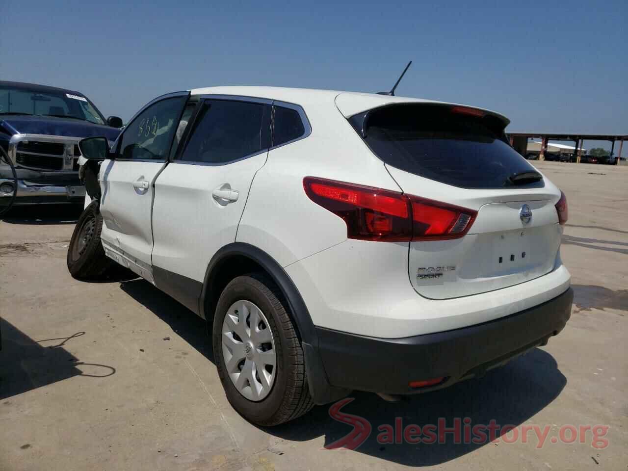 JN1BJ1CP2JW195573 2018 NISSAN ROGUE