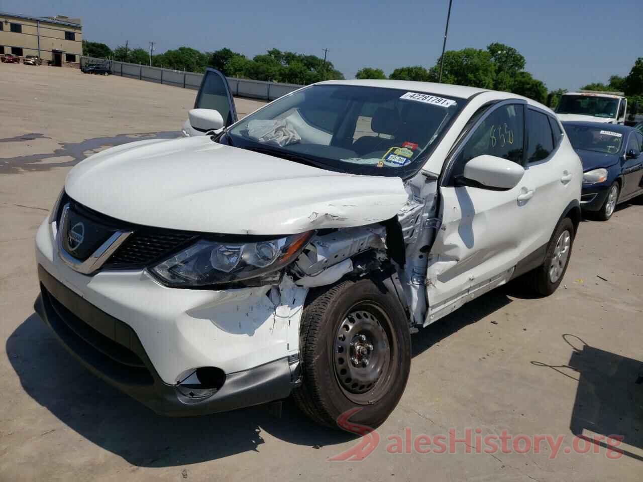 JN1BJ1CP2JW195573 2018 NISSAN ROGUE