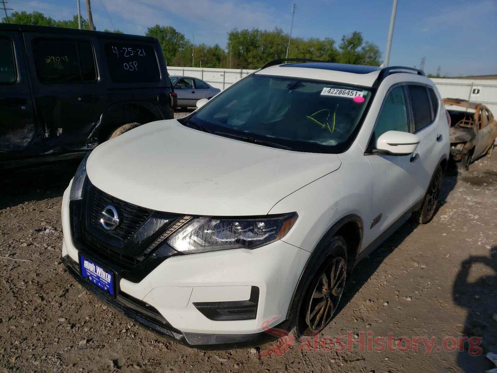 5N1AT2MV0HC766930 2017 NISSAN ROGUE