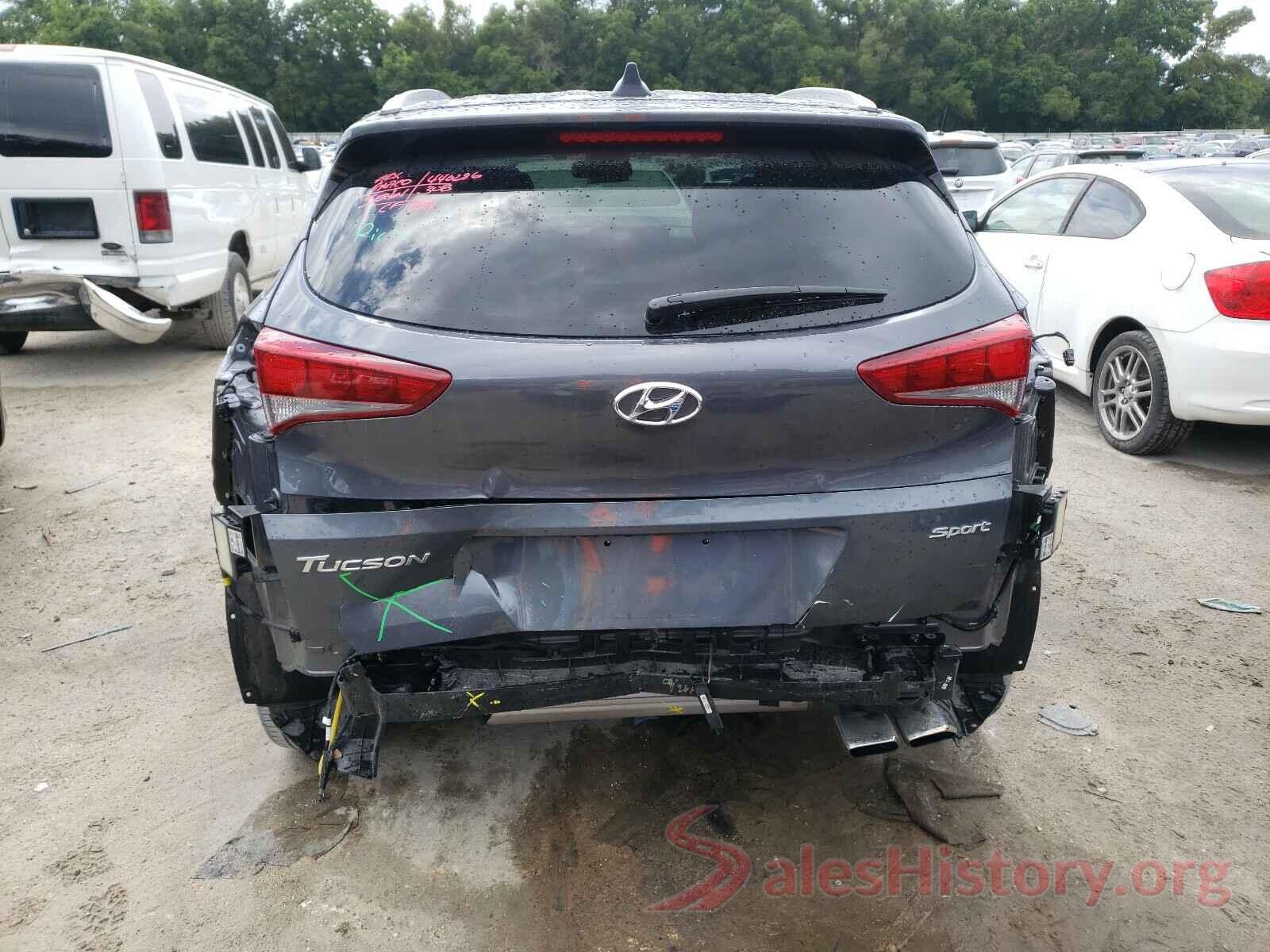 KM8J33AL5JU751493 2018 HYUNDAI TUCSON