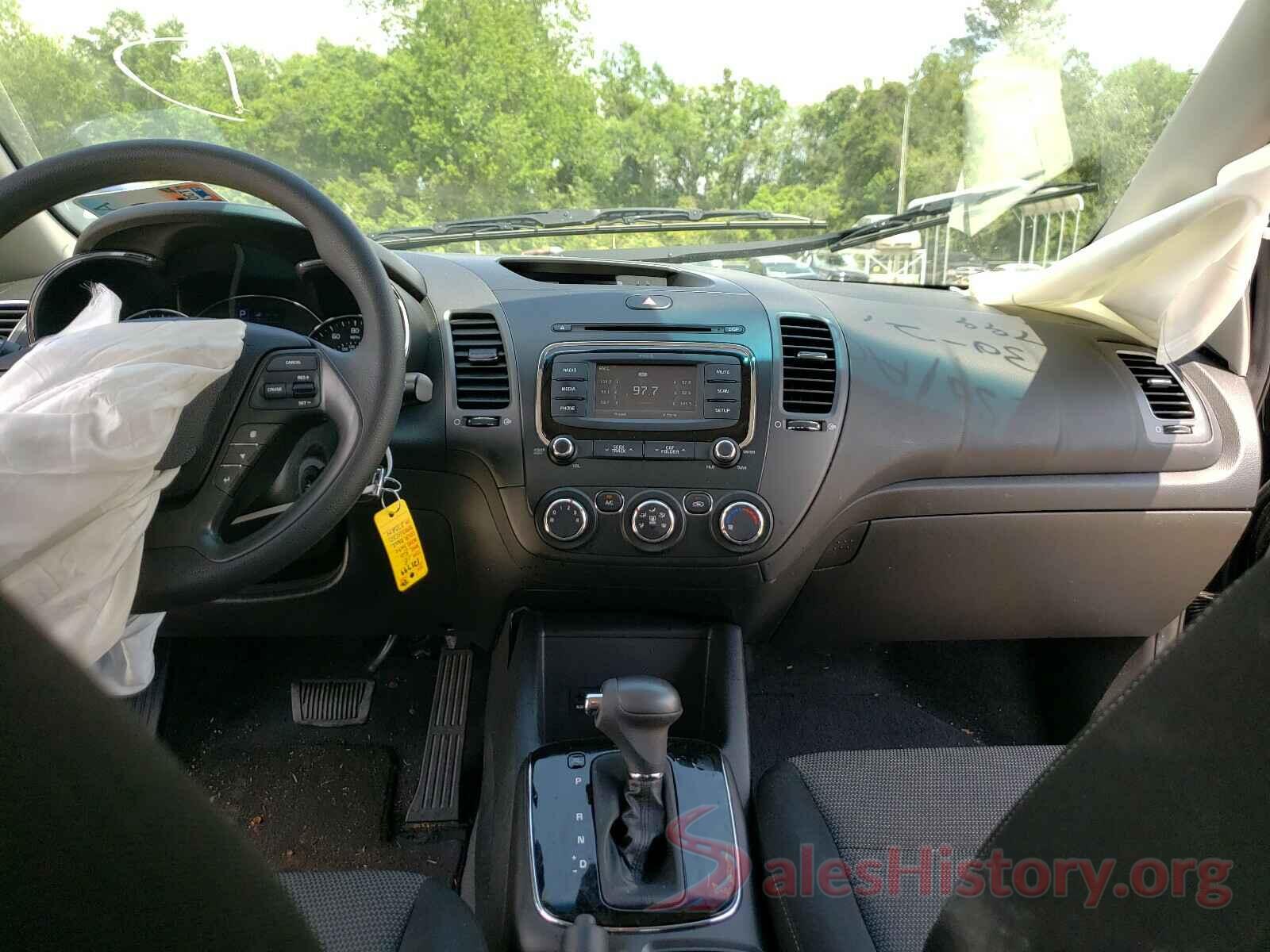 3KPFK4A74JE270204 2018 KIA FORTE