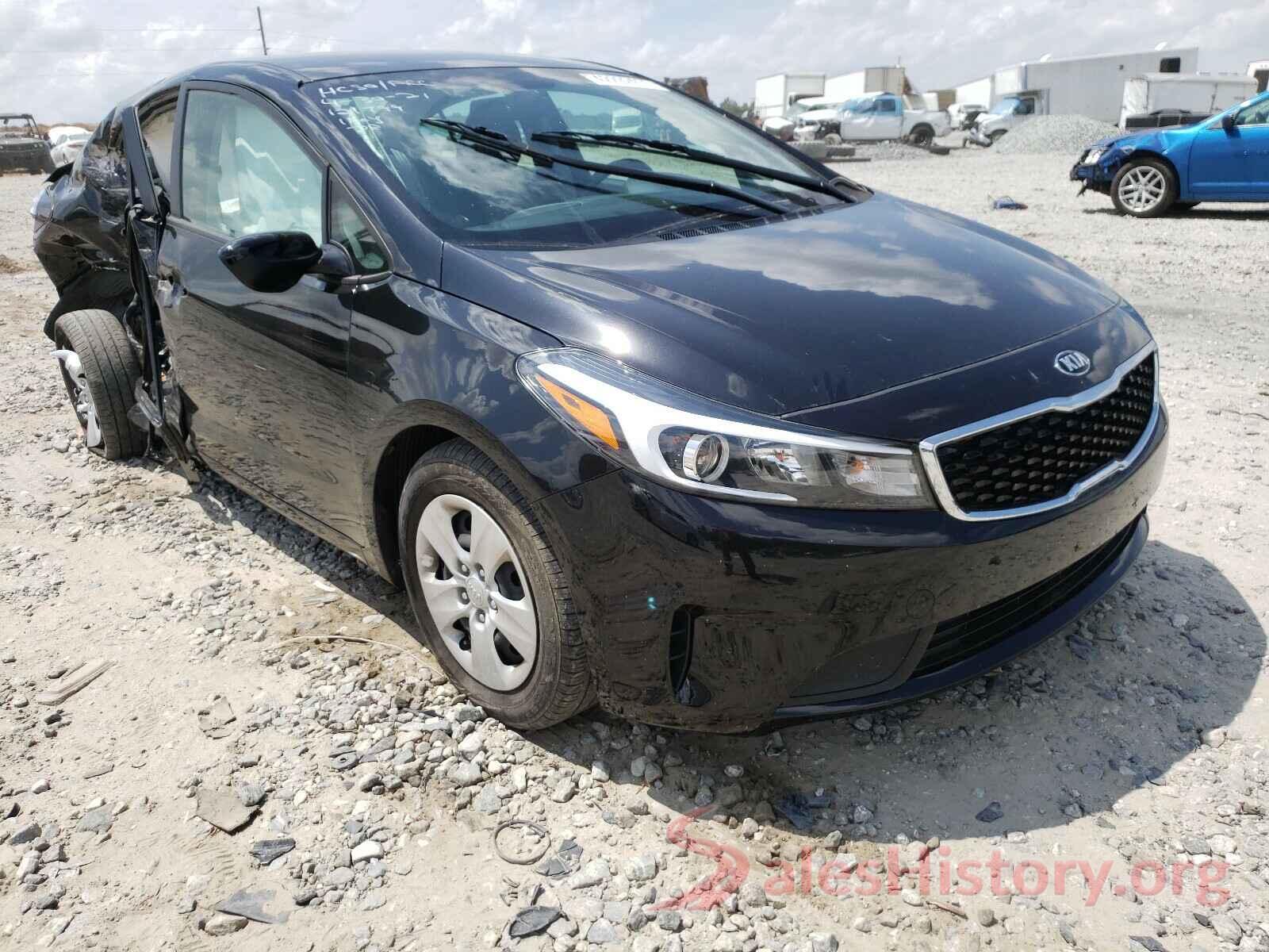 3KPFK4A74JE270204 2018 KIA FORTE