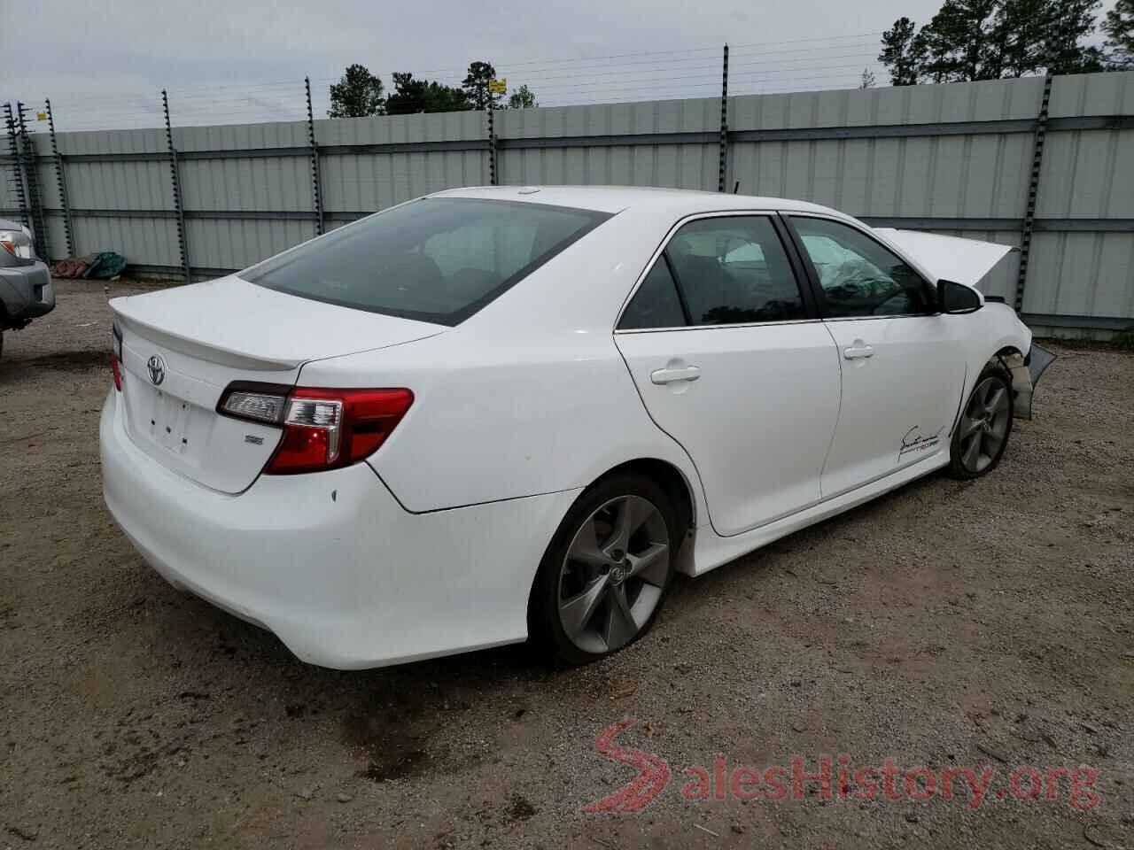 4T1BF1FK4EU463423 2014 TOYOTA CAMRY