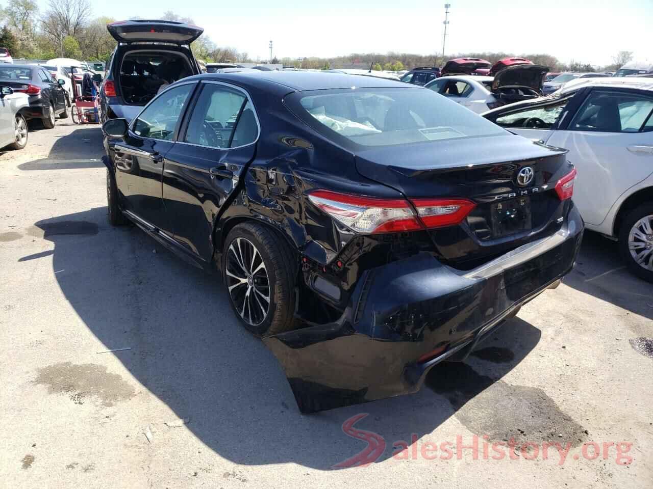 4T1B11HK9JU093270 2018 TOYOTA CAMRY