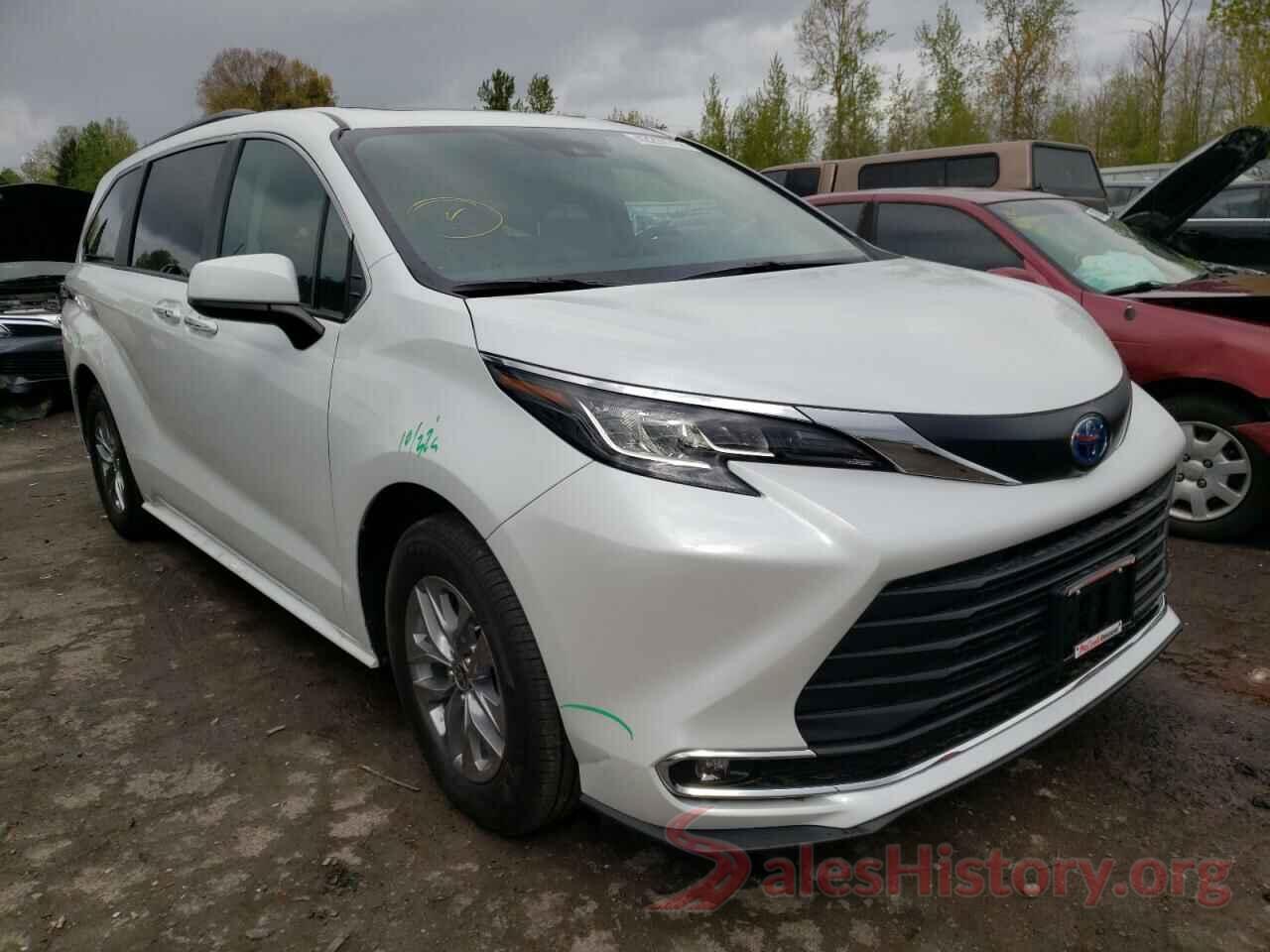 5TDYSKFCXNS051813 2022 TOYOTA SIENNA