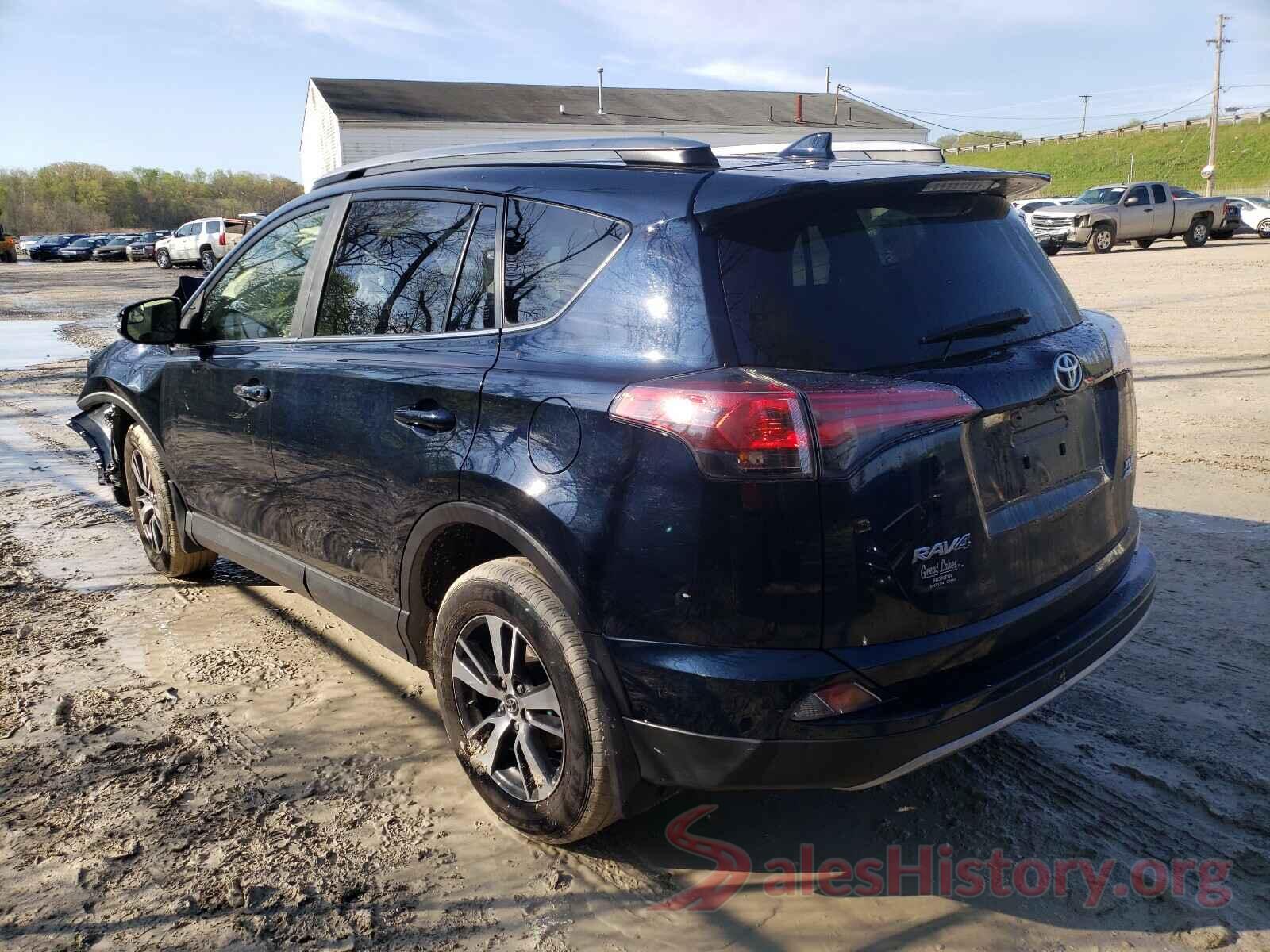 JTMRFREV5HJ165093 2017 TOYOTA RAV4