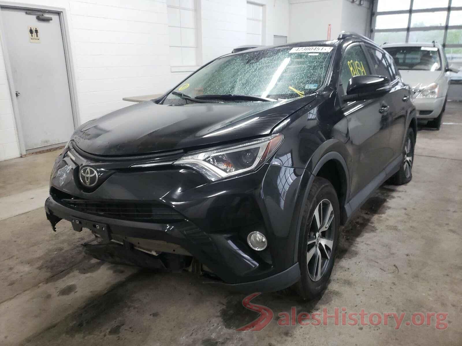 2T3WFREV5JW411859 2018 TOYOTA RAV4