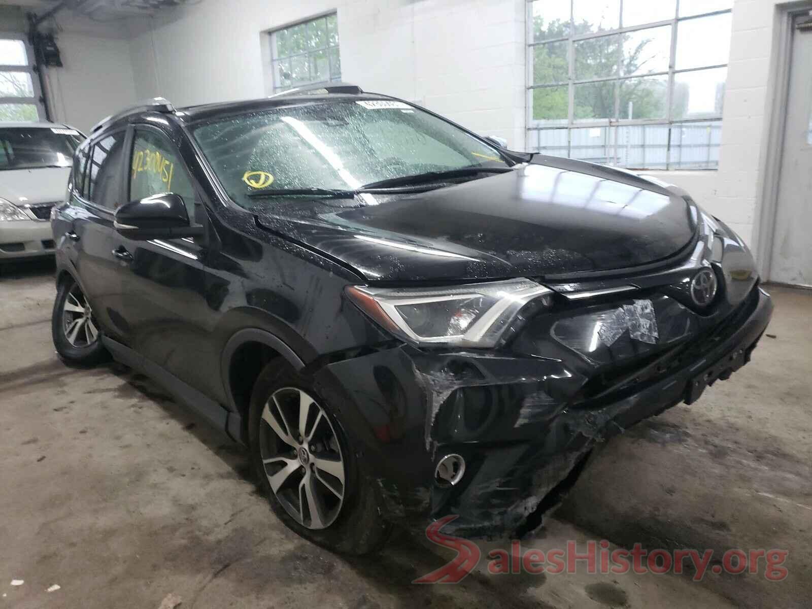 2T3WFREV5JW411859 2018 TOYOTA RAV4