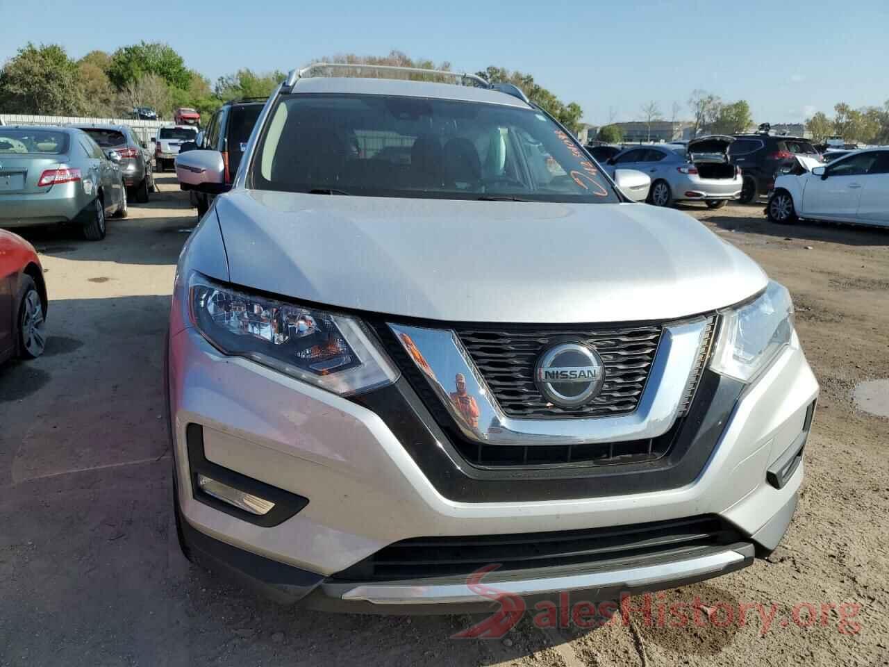 JN8AT2MTXJW463651 2018 NISSAN ROGUE