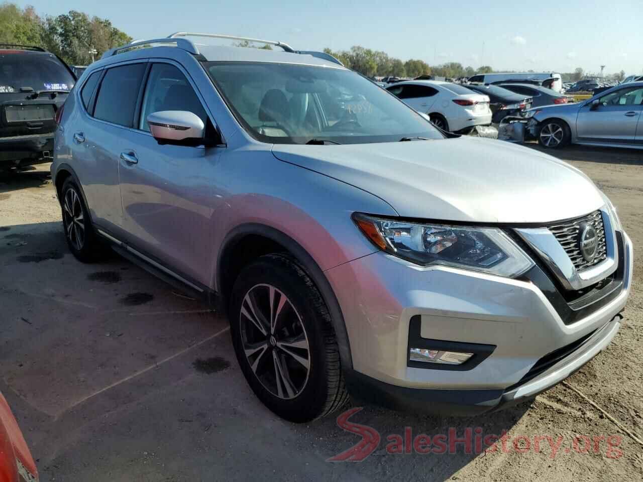 JN8AT2MTXJW463651 2018 NISSAN ROGUE