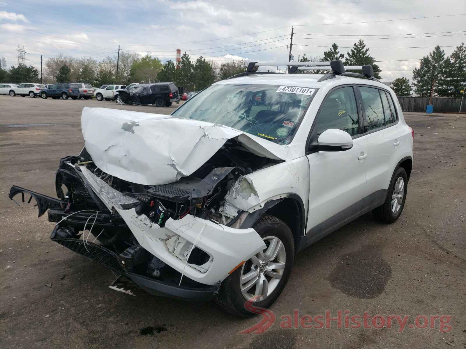 WVGBV7AX3HK042771 2017 VOLKSWAGEN TIGUAN