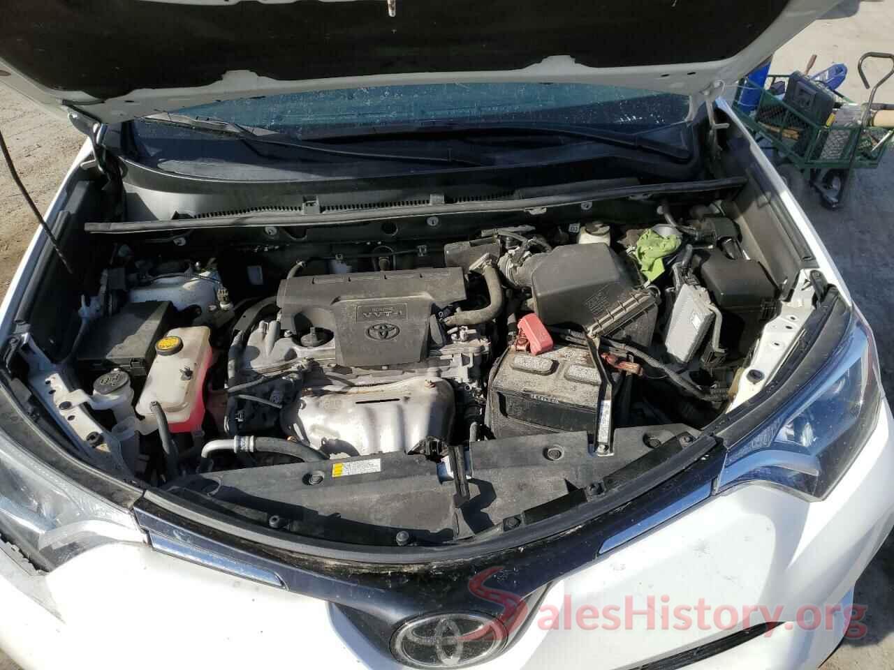 2T3RFREV9JW803059 2018 TOYOTA RAV4