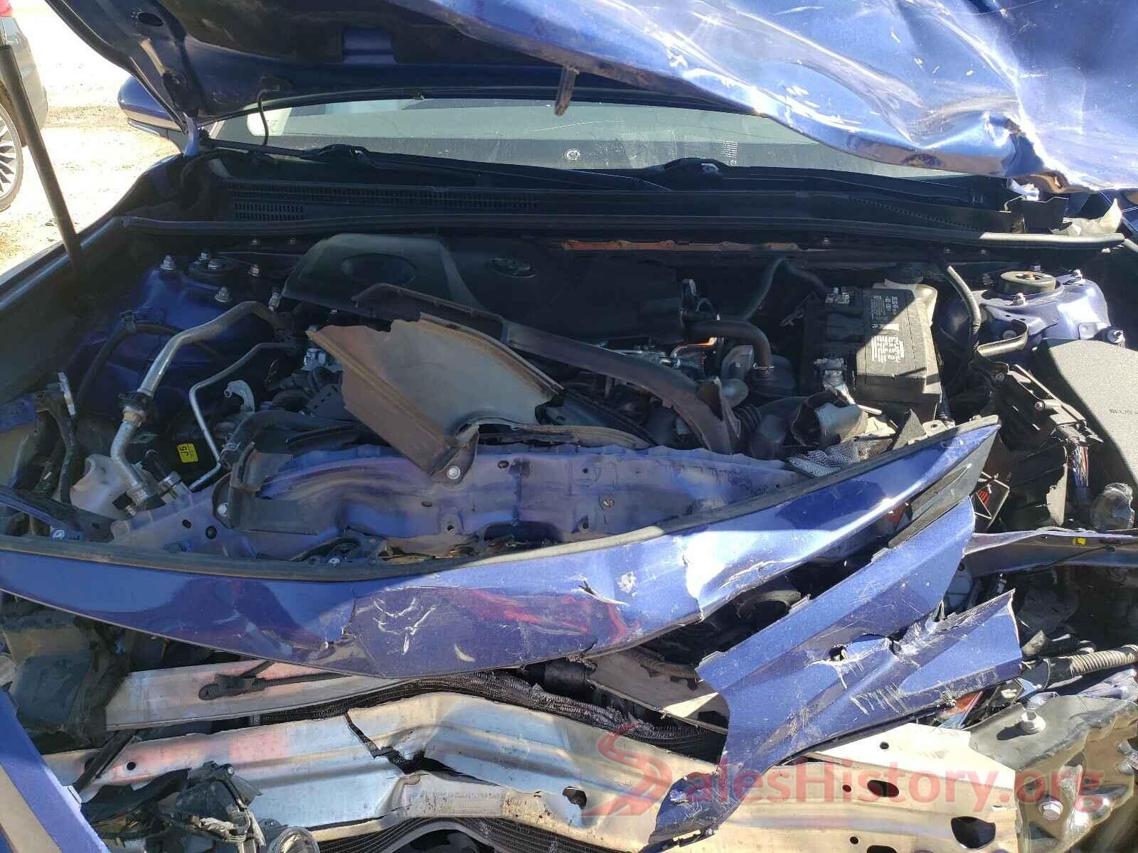 4T1B11HK2JU670317 2018 TOYOTA CAMRY