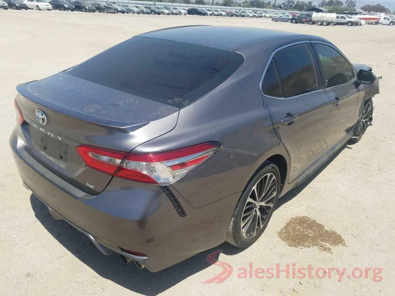 4T1B11HK5JU511923 2018 TOYOTA CAMRY