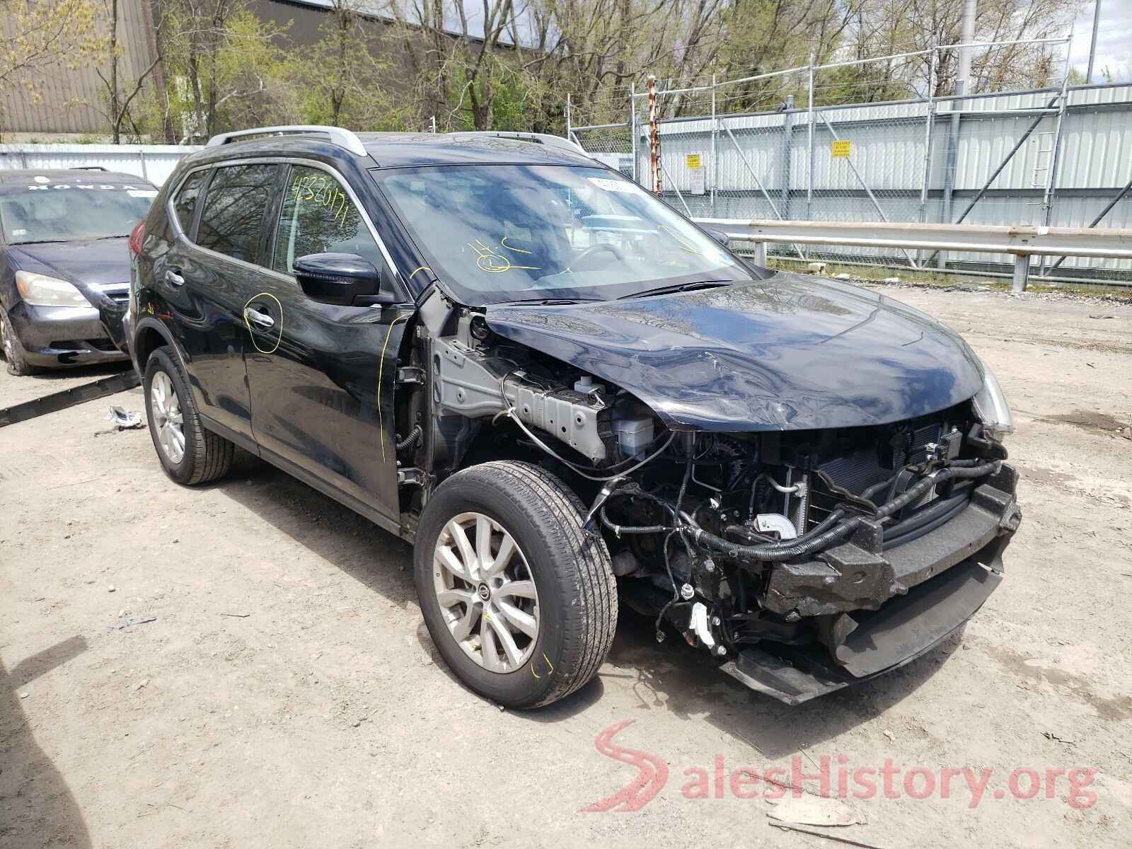 KNMAT2MV8JP578448 2018 NISSAN ROGUE