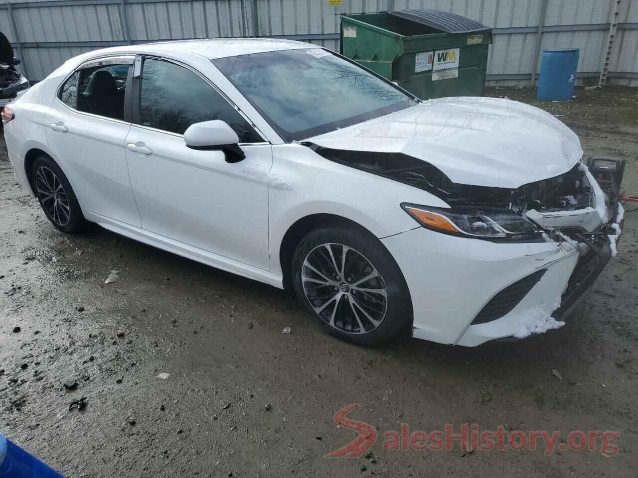 4T1B11HKXJU640837 2018 TOYOTA CAMRY