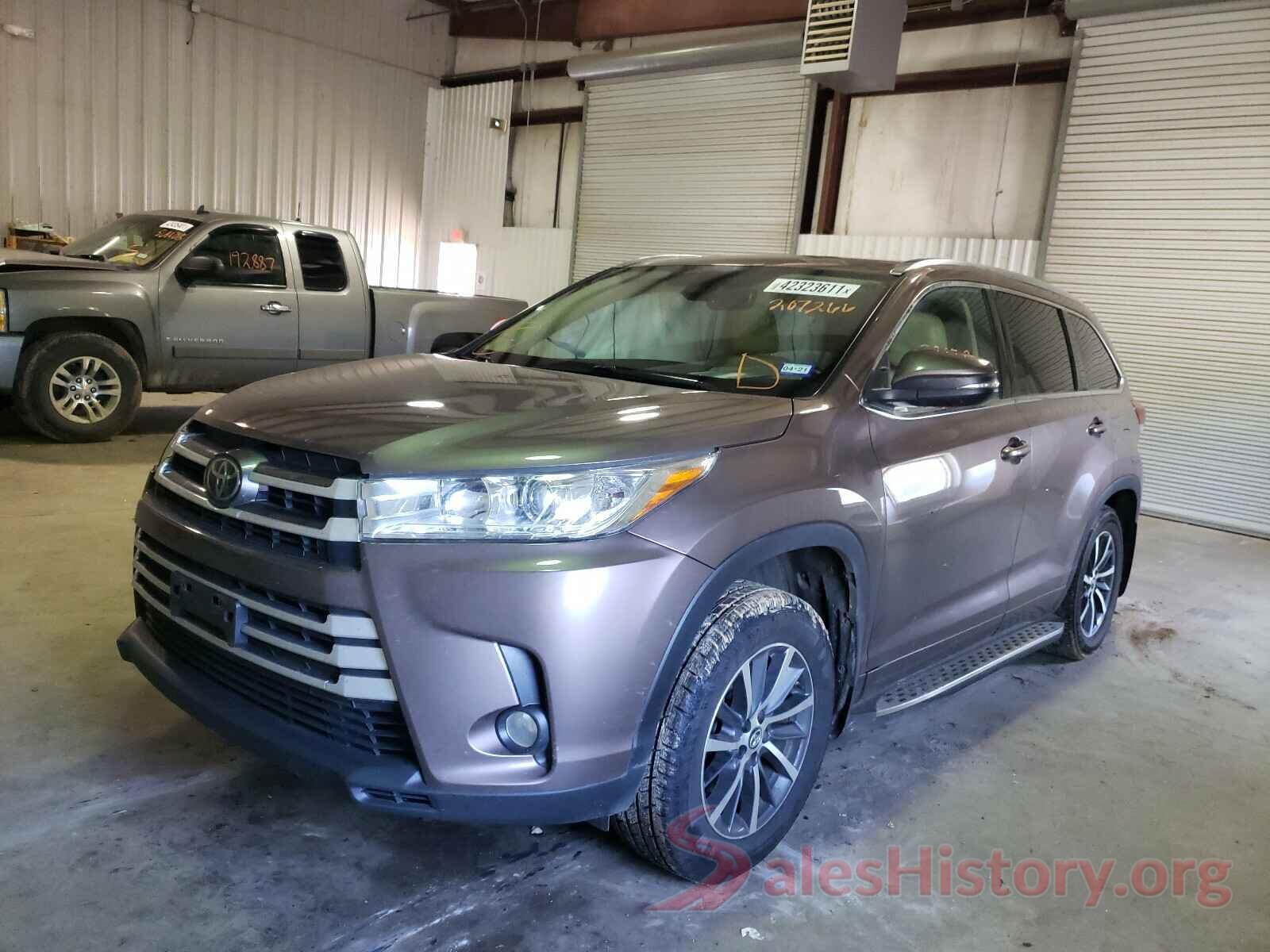 5TDKZRFH7HS207266 2017 TOYOTA HIGHLANDER