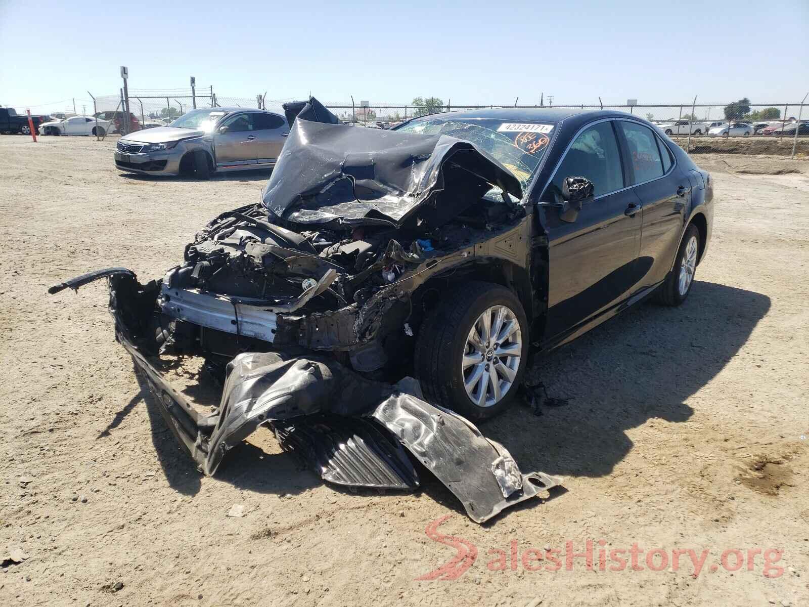 4T1B11HK3KU262281 2019 TOYOTA CAMRY