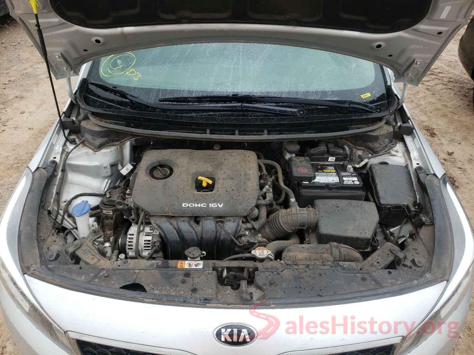 3KPFK4A79HE154135 2017 KIA FORTE