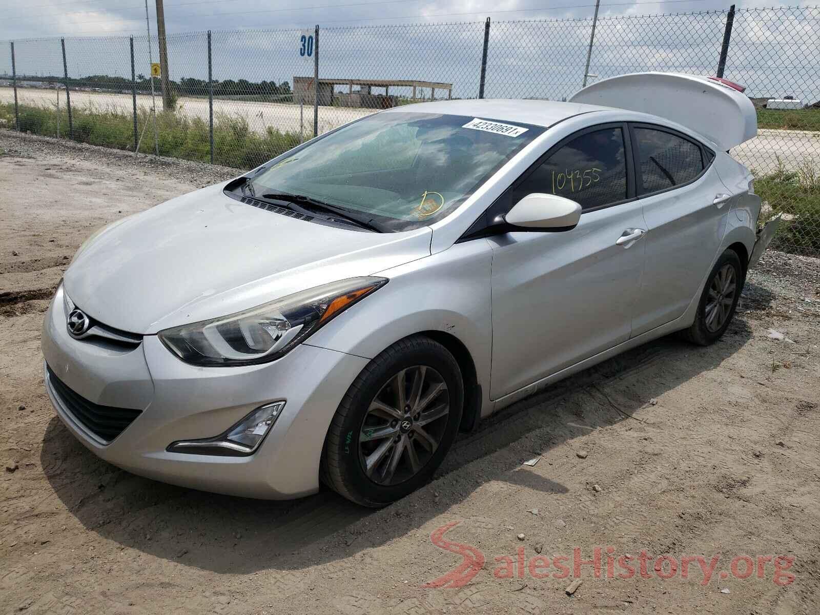 5NPDH4AE0GH660323 2016 HYUNDAI ELANTRA