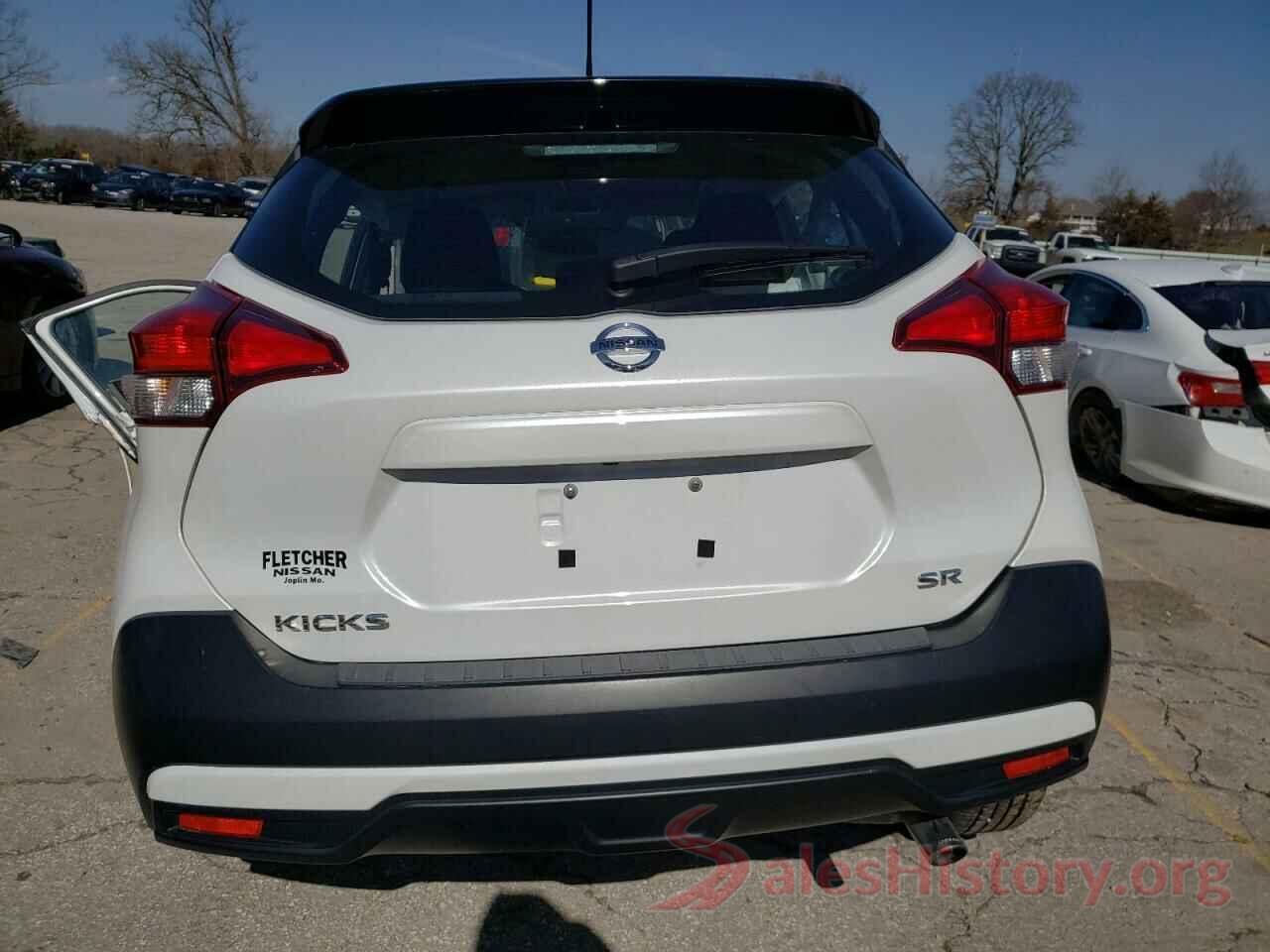 3N1CP5CUXJL537387 2018 NISSAN KICKS