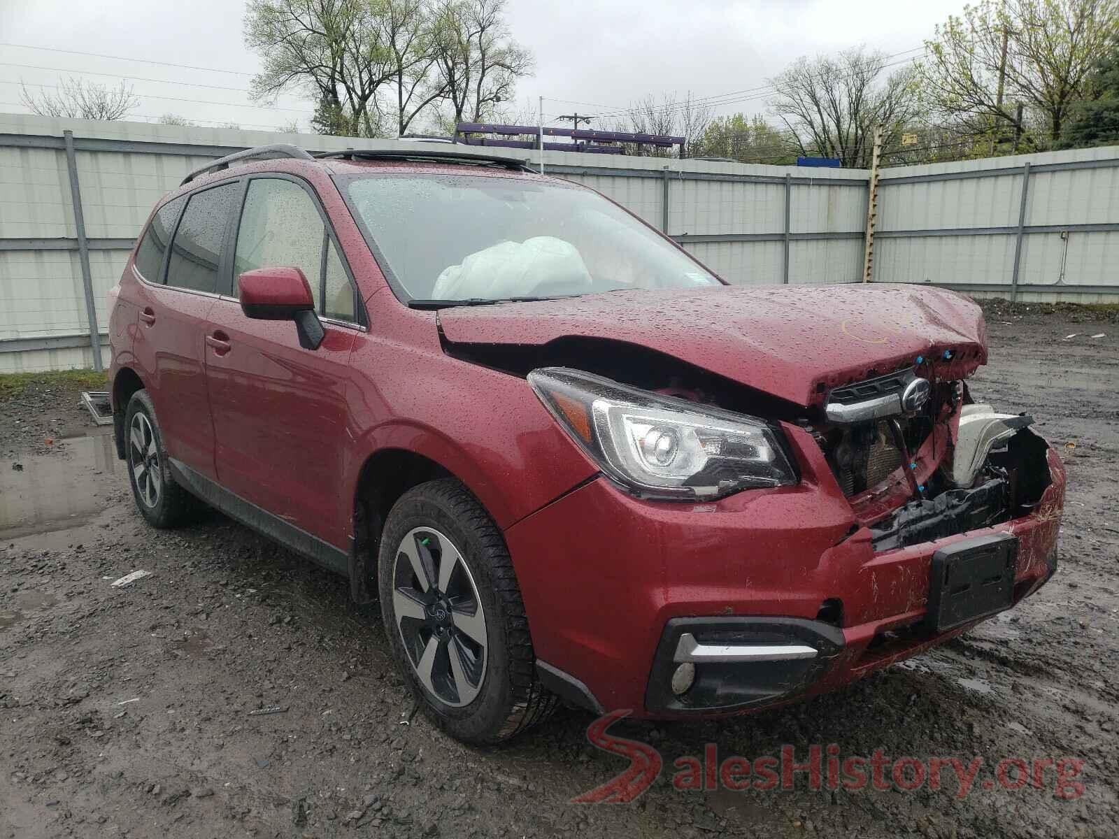 JF2SJARC8JH582121 2018 SUBARU FORESTER