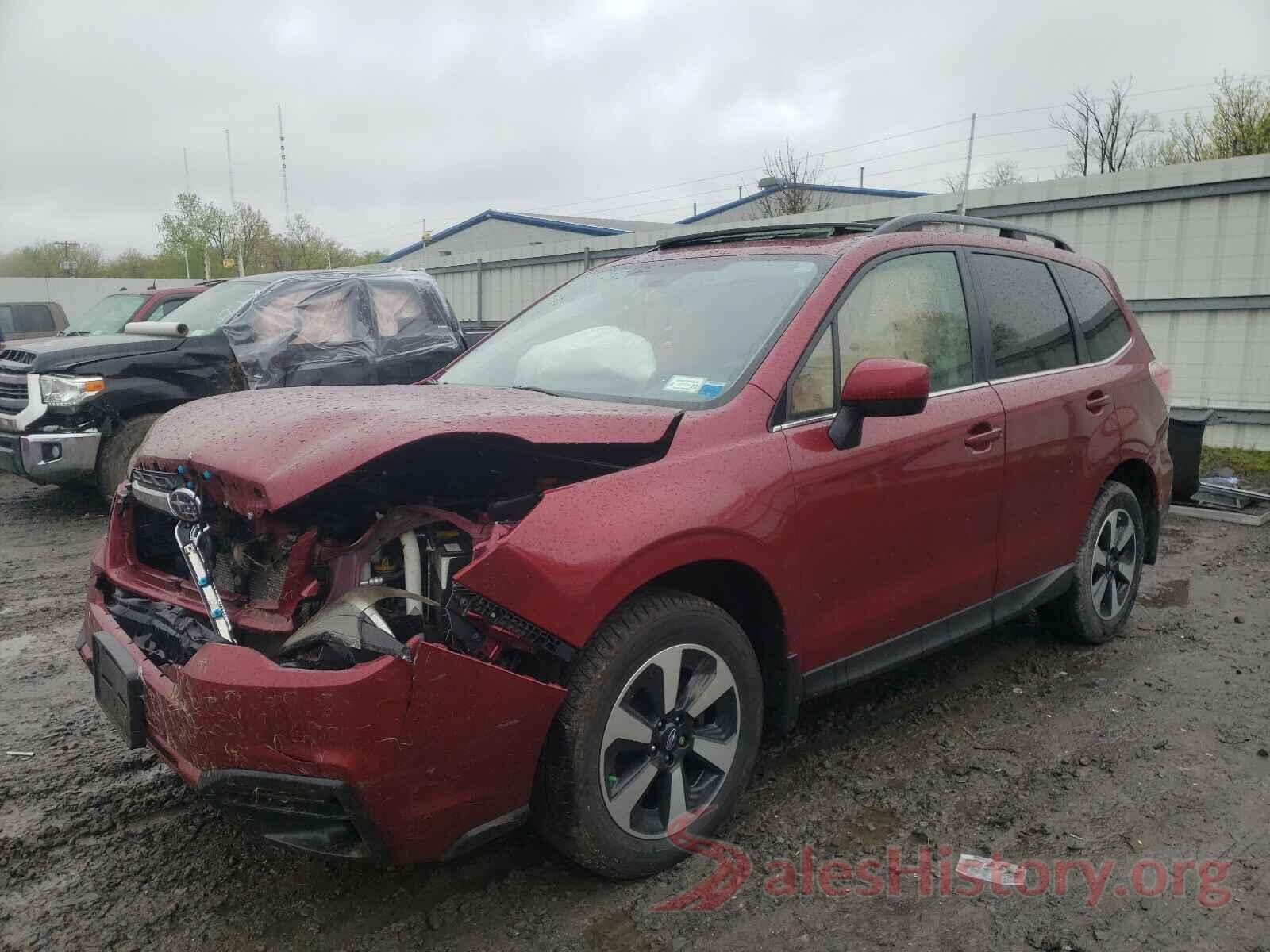 JF2SJARC8JH582121 2018 SUBARU FORESTER