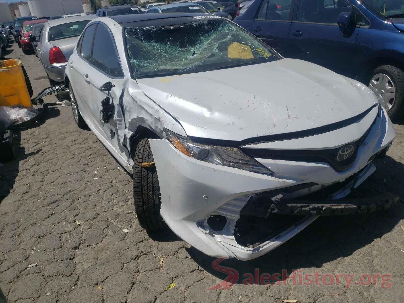 4T1B11HK1JU095689 2018 TOYOTA CAMRY