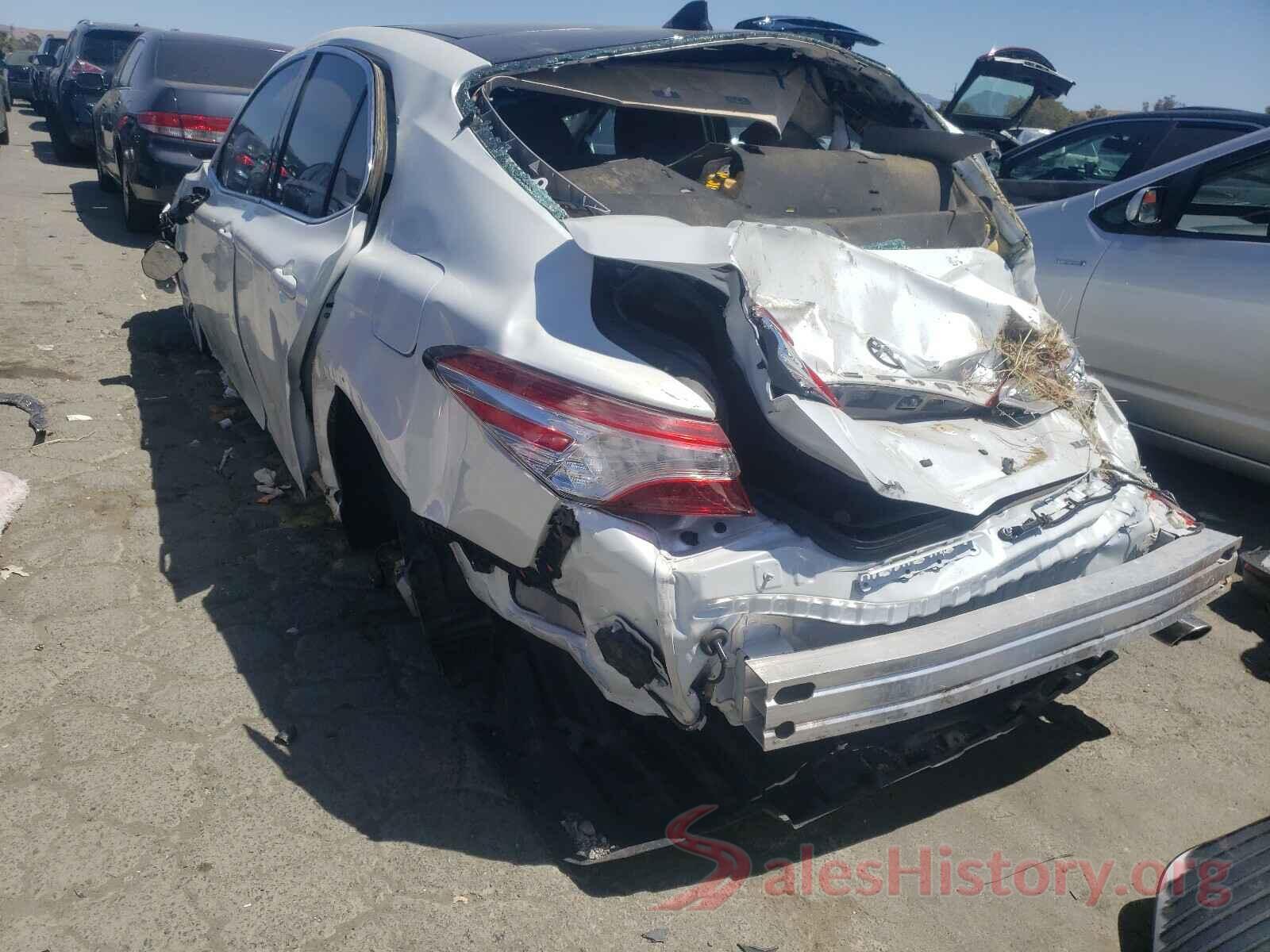 4T1B11HK1JU095689 2018 TOYOTA CAMRY