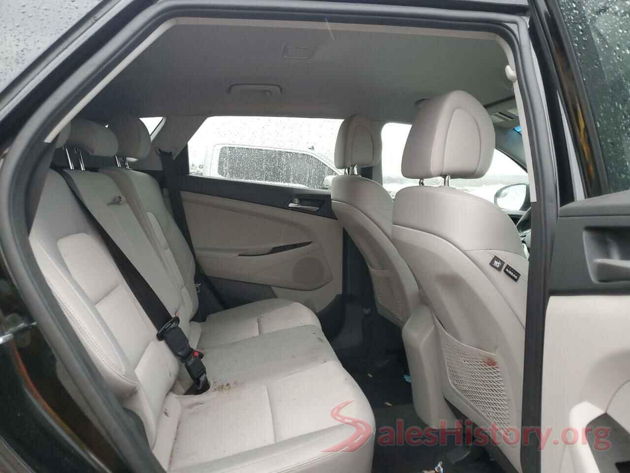 KM8J23A43JU756123 2018 HYUNDAI TUCSON