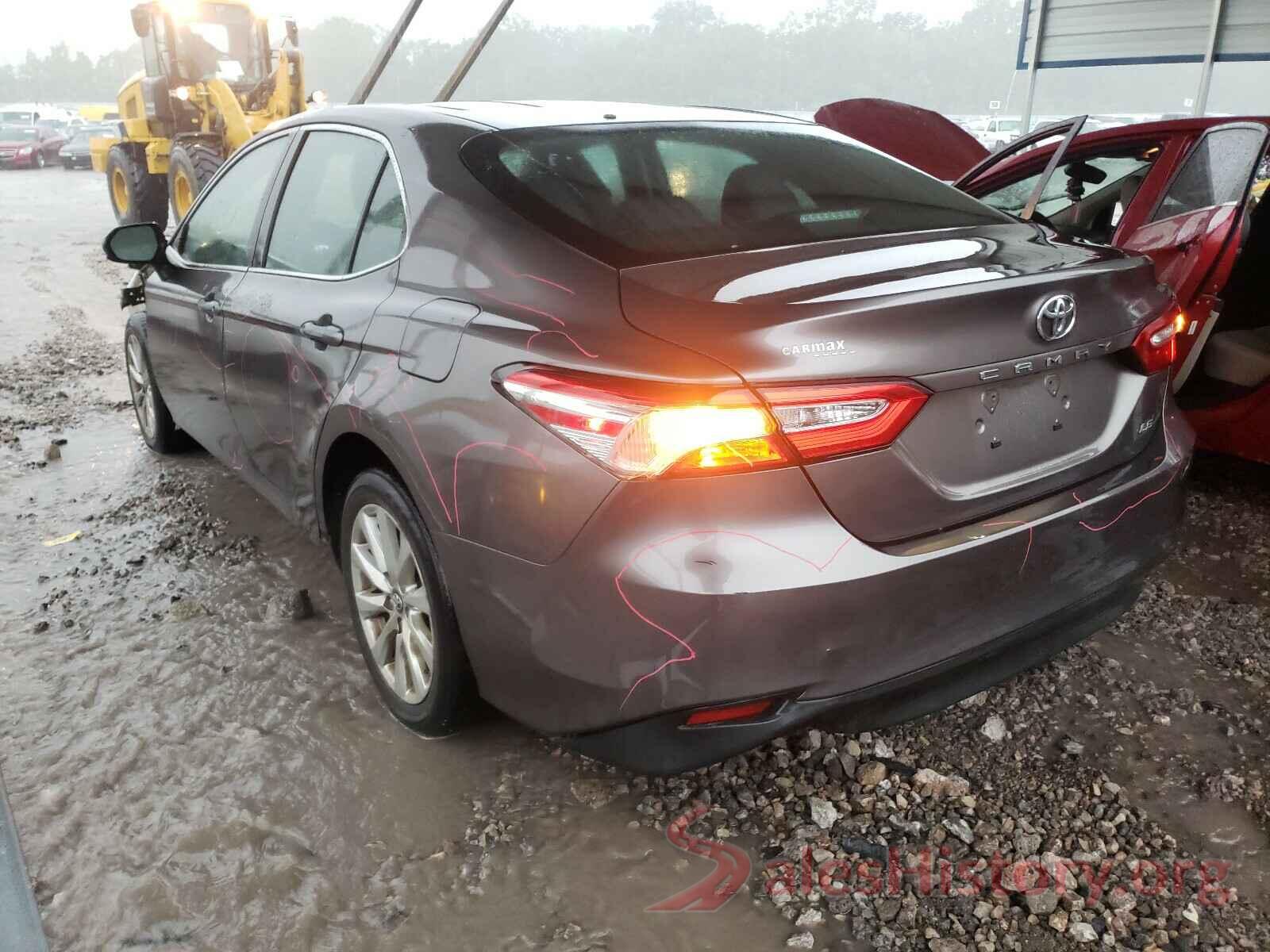 4T1B11HK2JU024985 2018 TOYOTA CAMRY