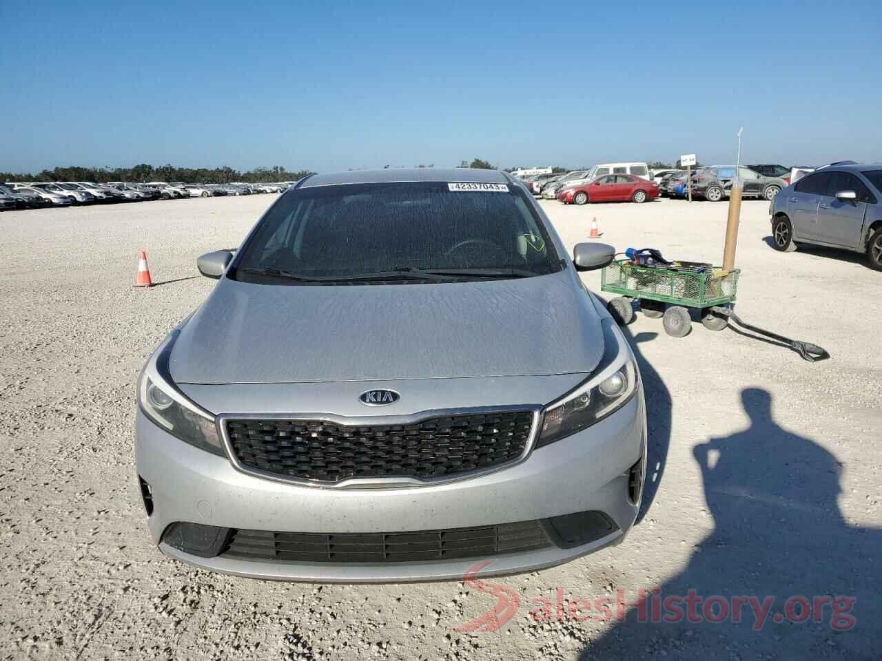 3KPFK4A76JE221120 2018 KIA FORTE