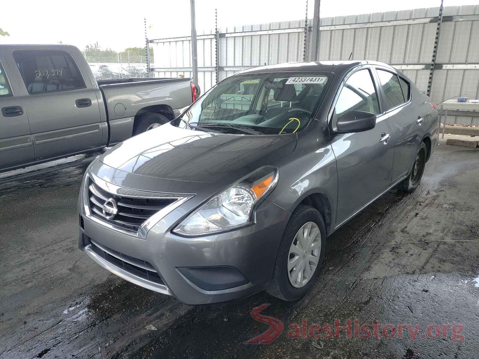 3N1CN7AP2JL815634 2018 NISSAN VERSA