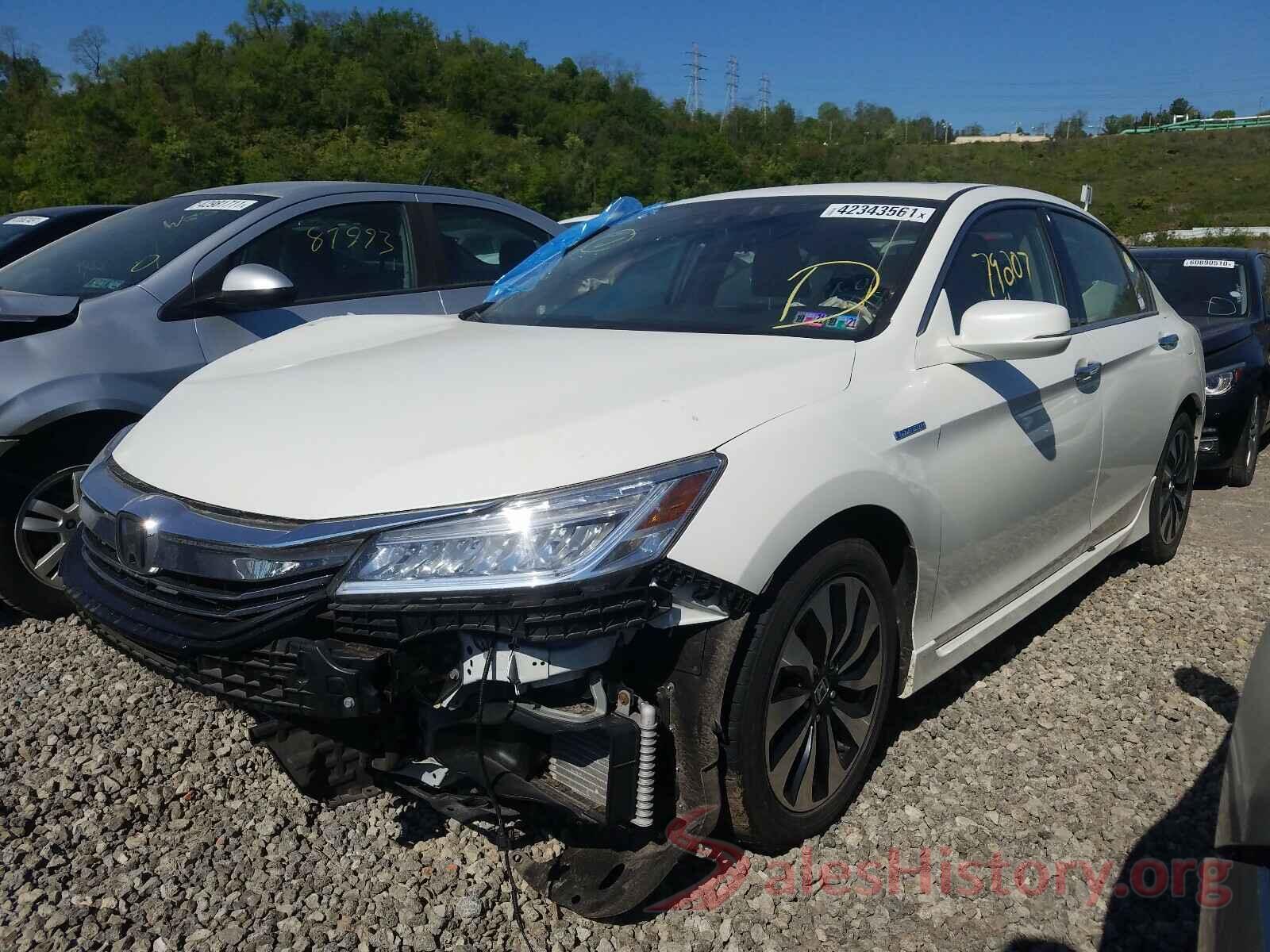 JHMCR6F72HC021824 2017 HONDA ACCORD