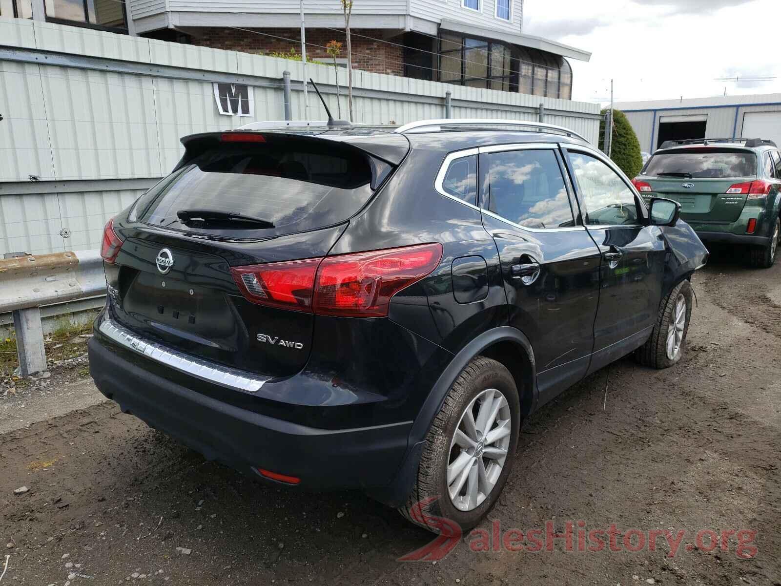 JN1BJ1CR0JW268795 2018 NISSAN ROGUE