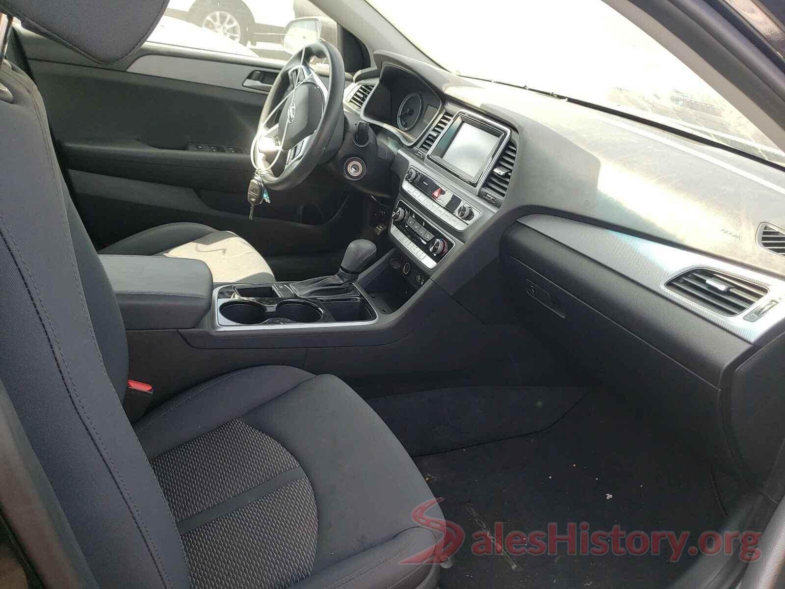 5NPE24AFXKH749503 2019 HYUNDAI SONATA