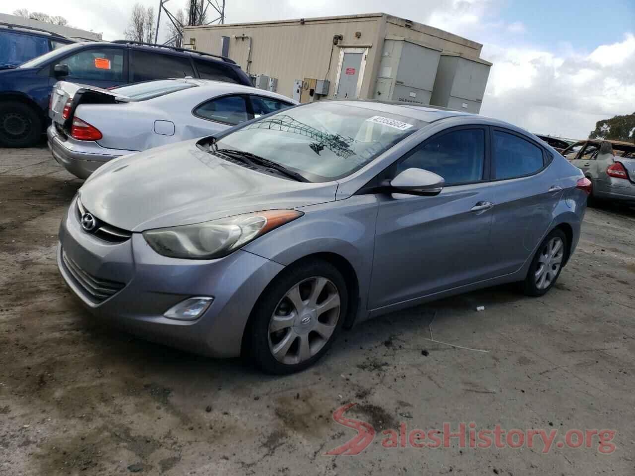 KMHDH4AE9DU677327 2013 HYUNDAI ELANTRA