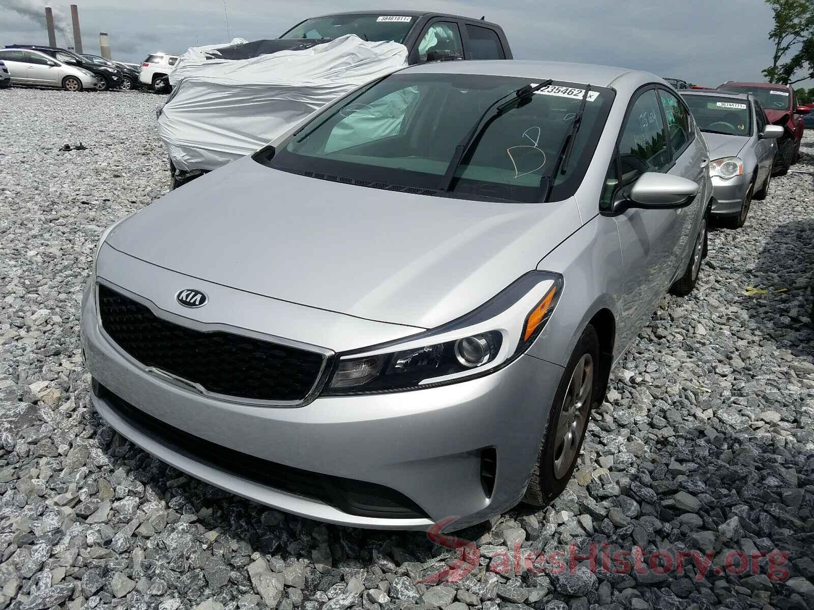 3KPFK4A7XHE066176 2017 KIA FORTE