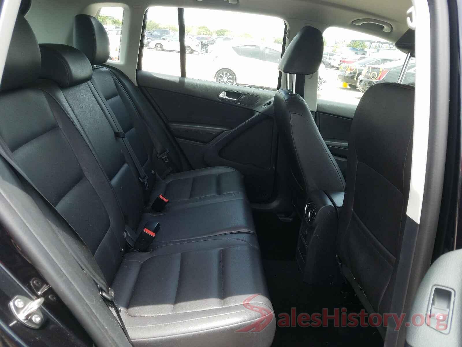 WVGAV7AX1GW543208 2016 VOLKSWAGEN TIGUAN