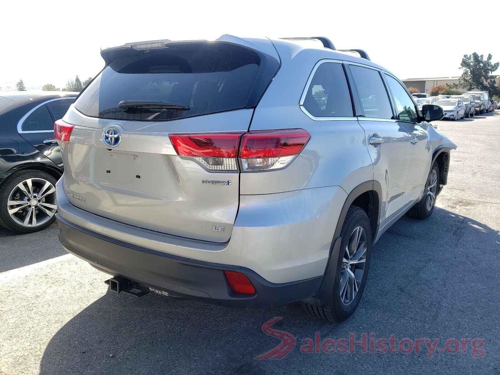 5TDBGRFH6JS043102 2018 TOYOTA HIGHLANDER