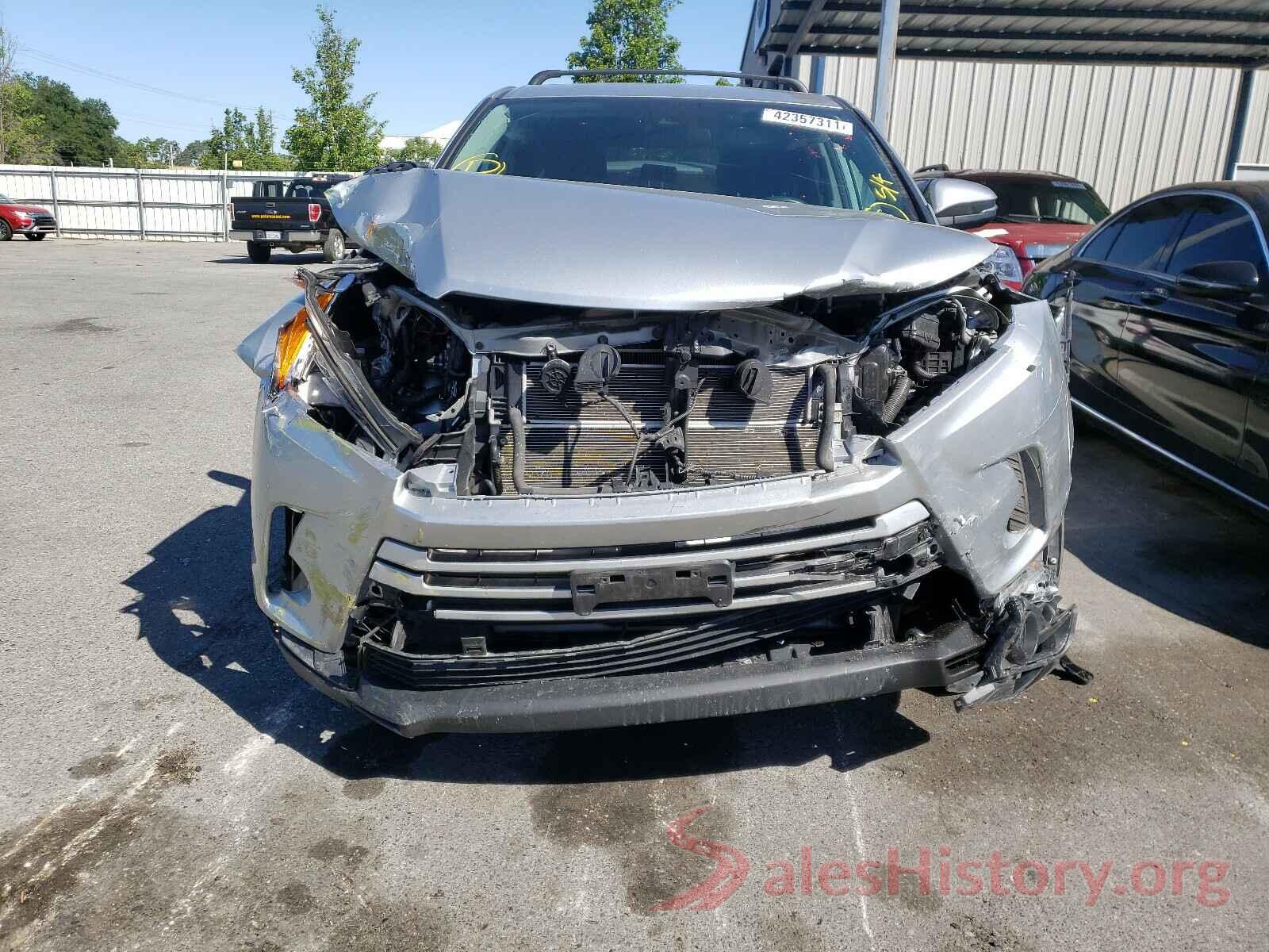 5TDBGRFH6JS043102 2018 TOYOTA HIGHLANDER