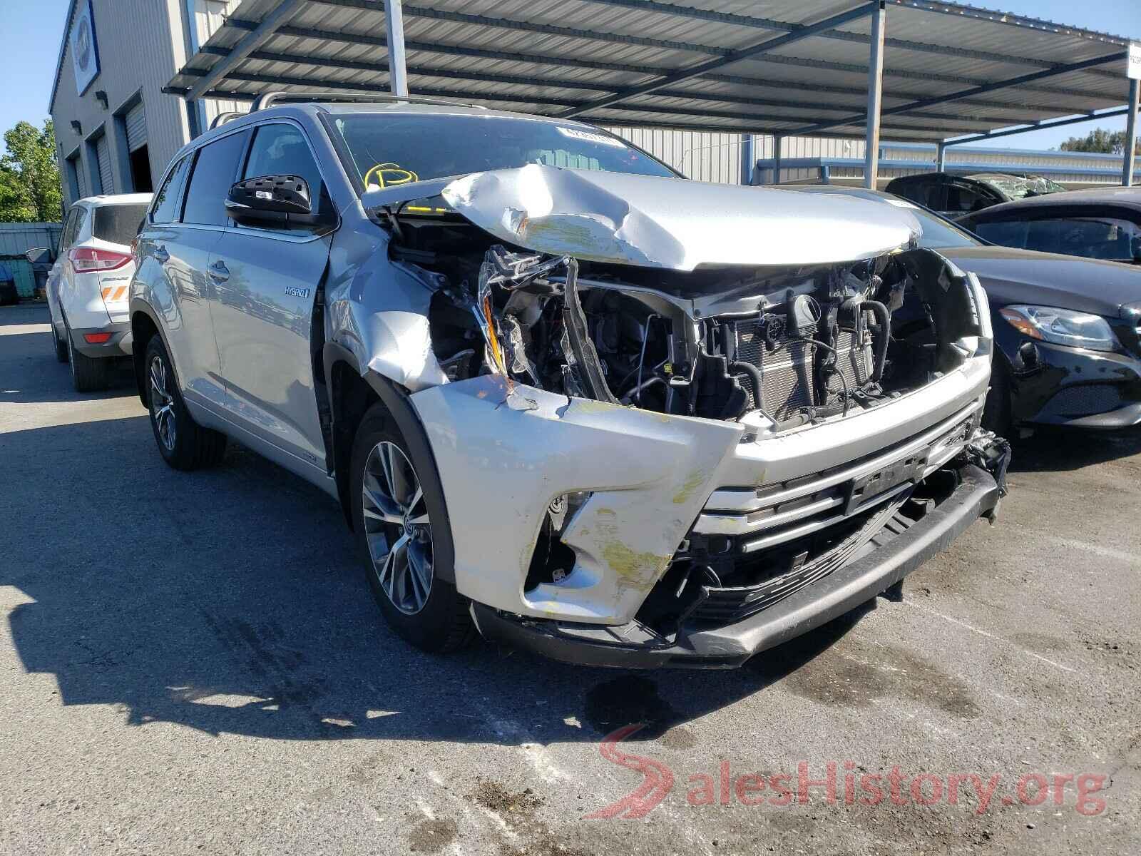 5TDBGRFH6JS043102 2018 TOYOTA HIGHLANDER