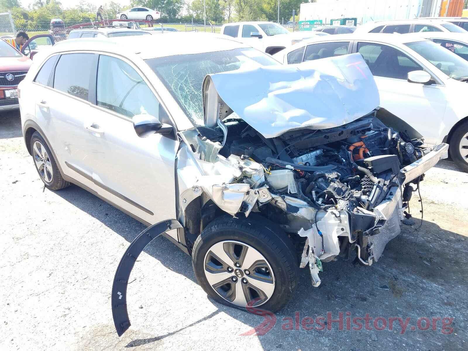 KNDCB3LC8H5063473 2017 KIA NIRO