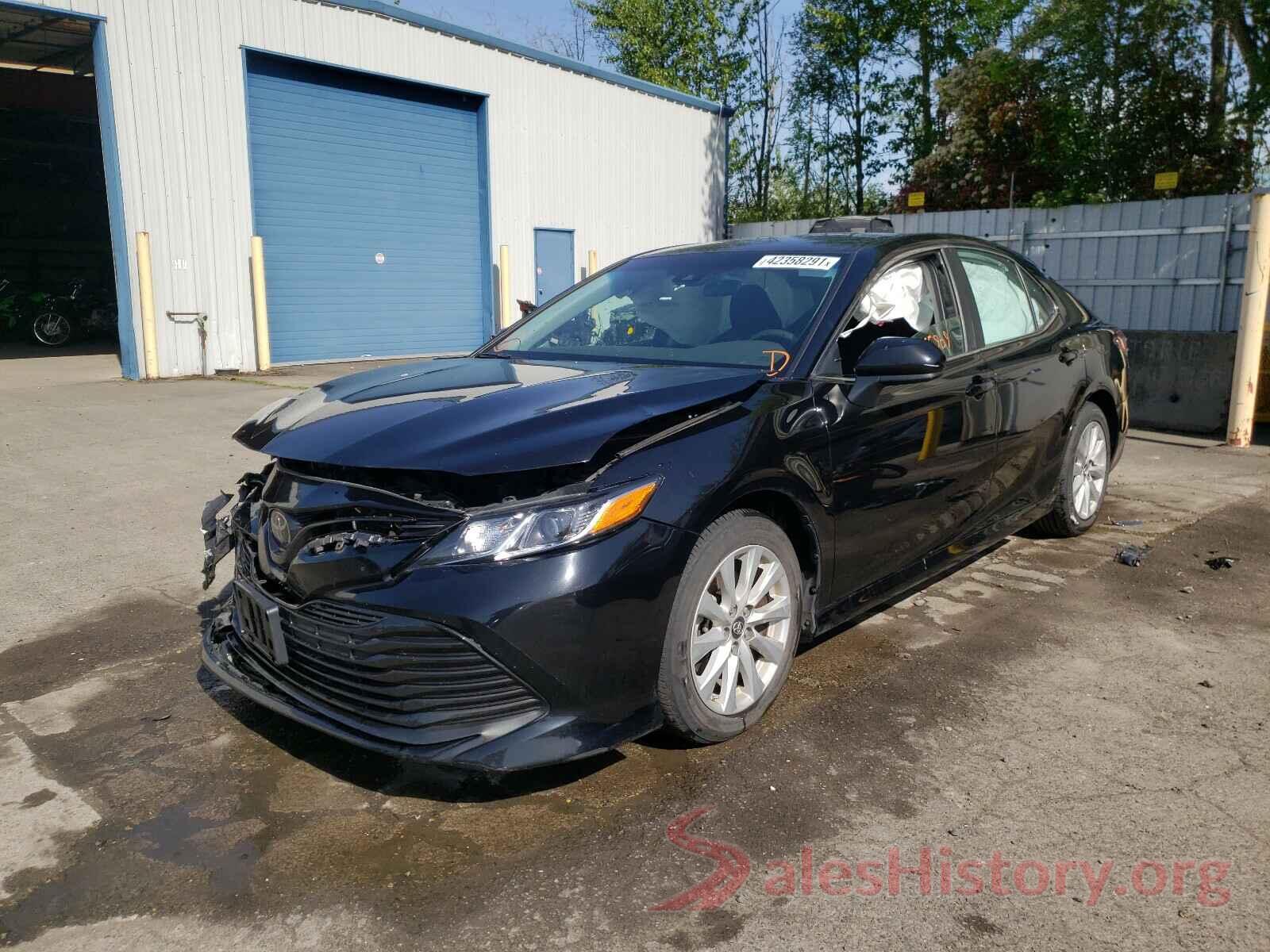 4T1B11HK3KU215686 2019 TOYOTA CAMRY